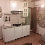 And Deskovic דירה